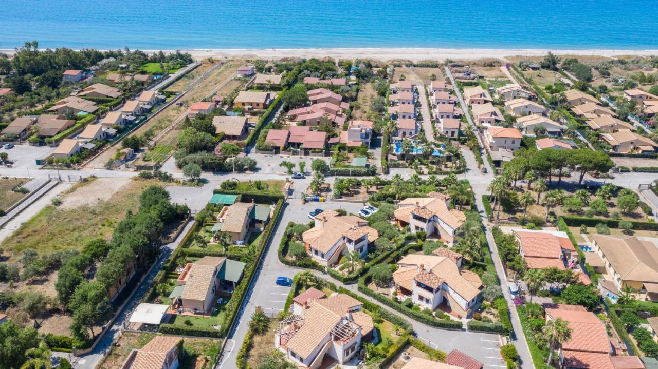 فيلا Sole Mare Deluxe كامبوفيليتْشّي دي روتْشّي المظهر الخارجي الصورة